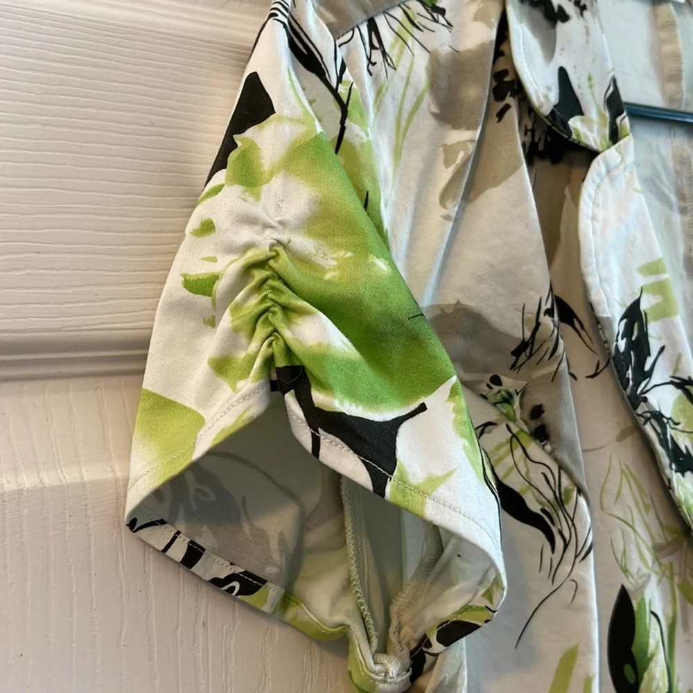 Cato XL Green and Gray floral blouse - Picture 4 of 5